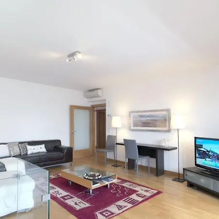 Flh - Restelo Spacious Duplex With View * Lisboa